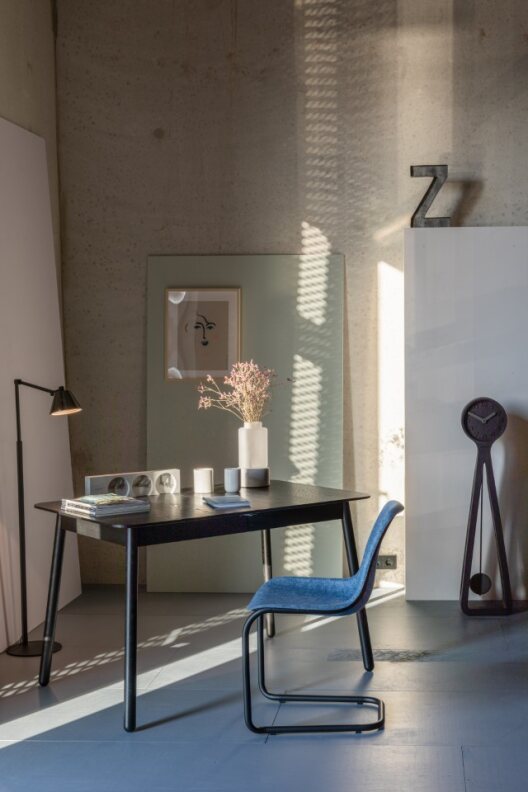 Fotel 'Thirsty' - Różowy