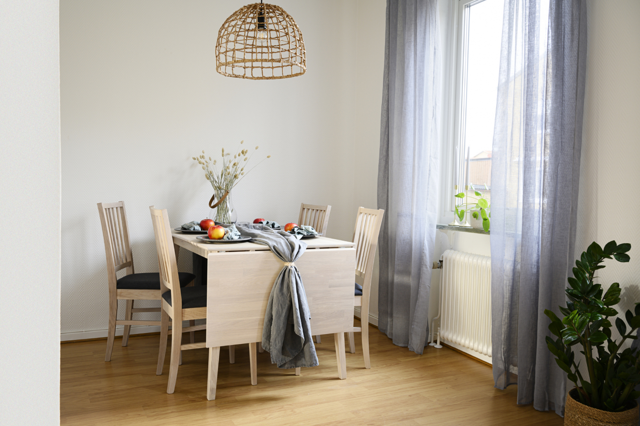 Stół 'Filippa' 120x80cm - Białe olejowane