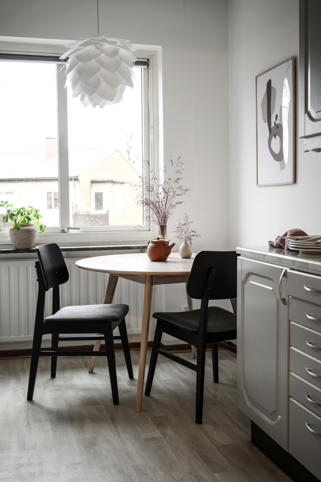 Stół 'Yumi' Okrągły 115cm - Białe olejowane