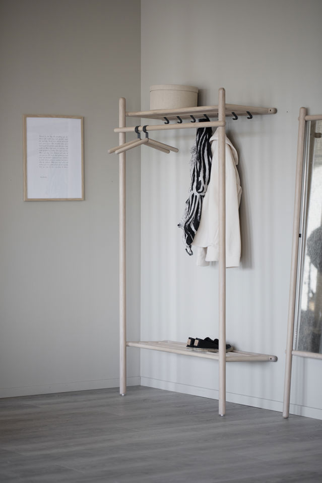 Wieszak 'Milford' - Białe pigmentowane