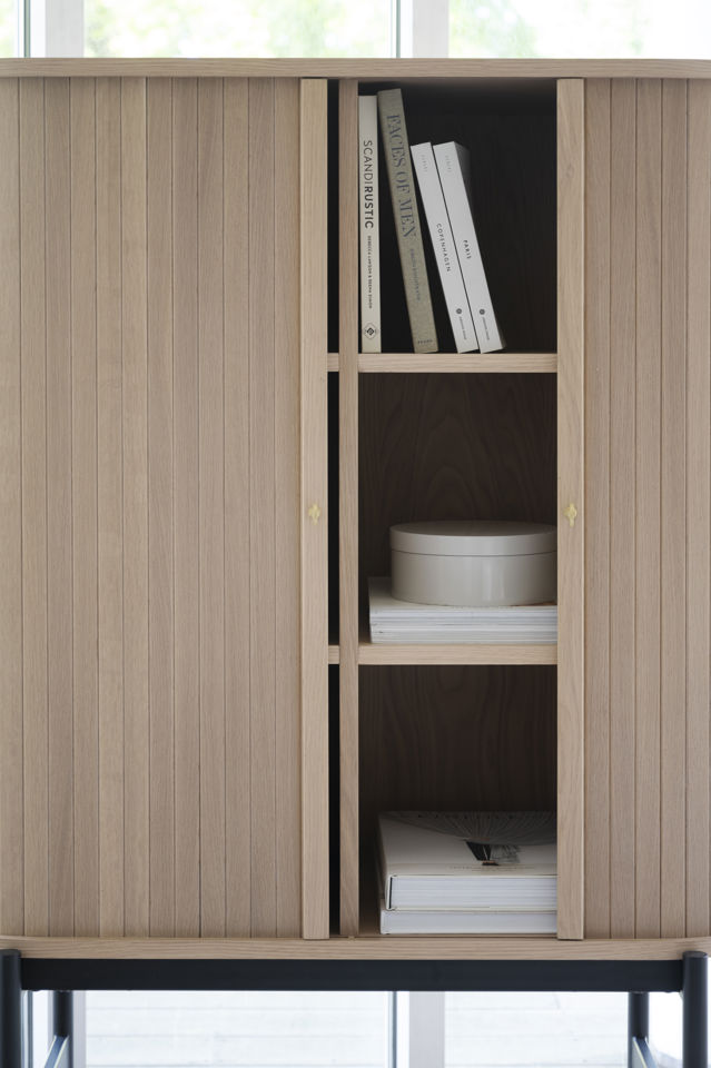 Szafka 'Haddington' - Białe/Czarne