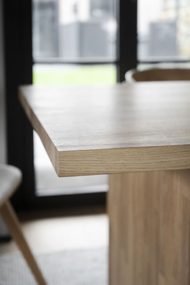 Stół 'Emmett' 240x95cm - Dąb