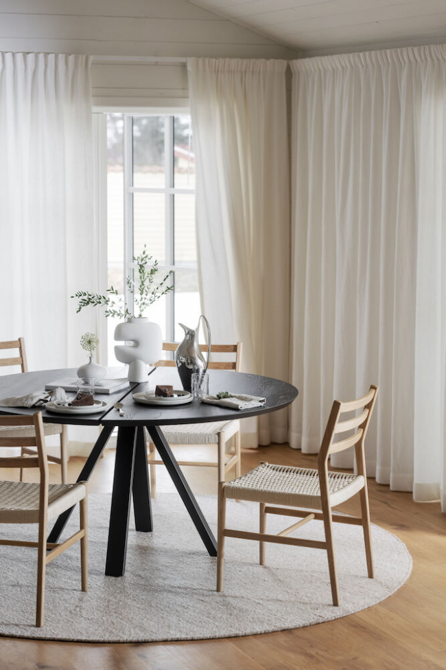 Krzesło 'Harlan' - Naturalne