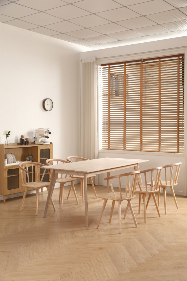 Stół jadalniany 'Line' 180 cm – Bielone