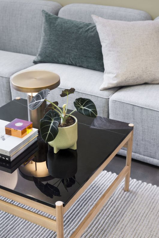 Stół 'Raw' - Czarny