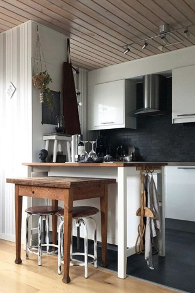 Pufa obrotowa Vintage - Biała