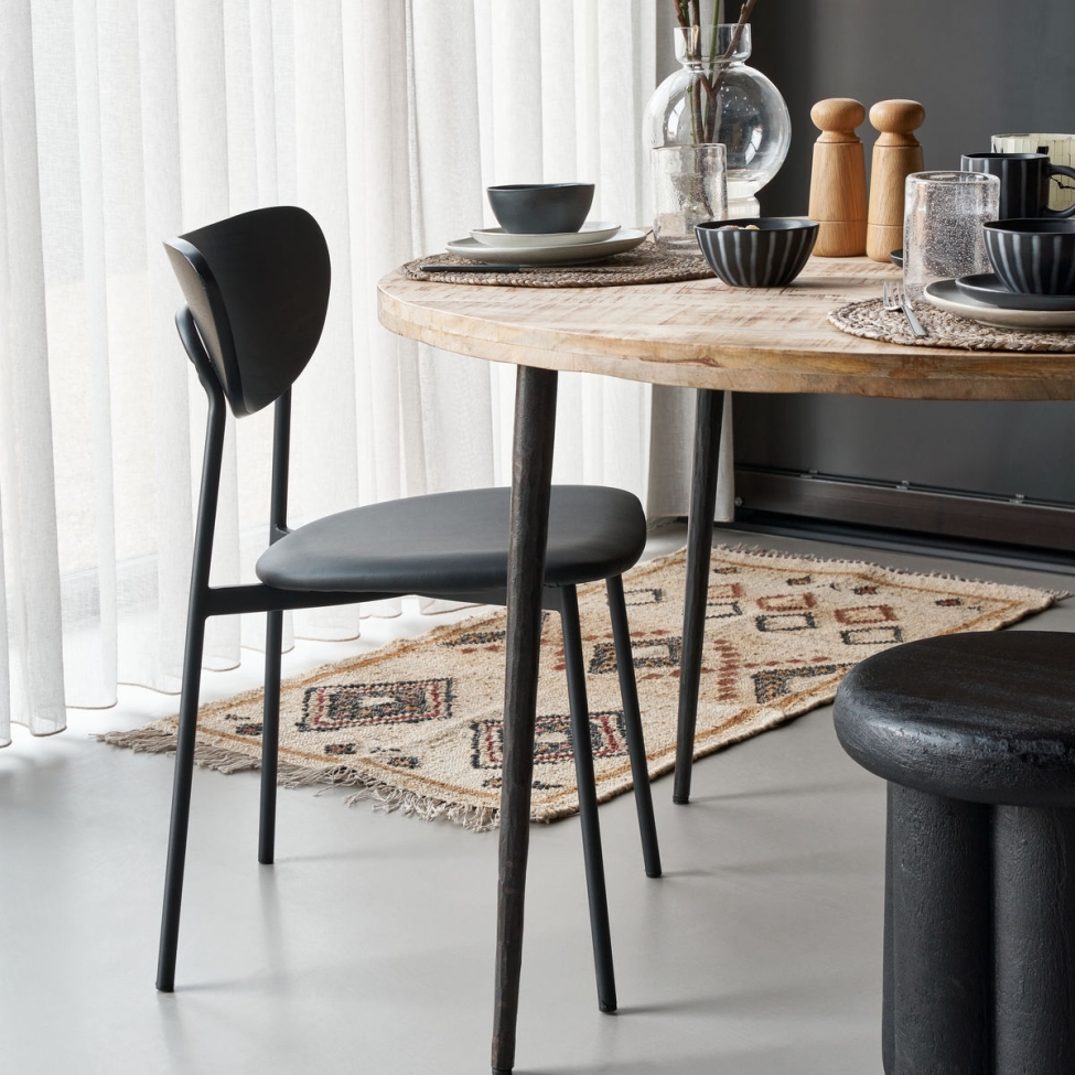 Krzesło 'Must' - Czarny