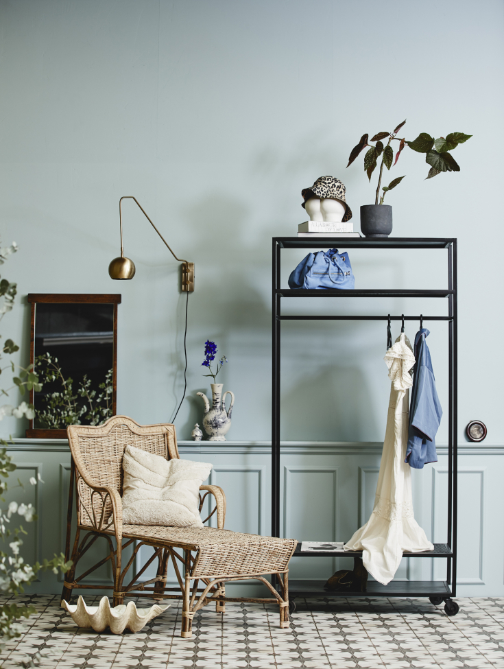 Półka na ubrania 'Malta' - Czarna