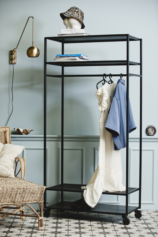 Półka na ubrania 'Malta' - Czarna