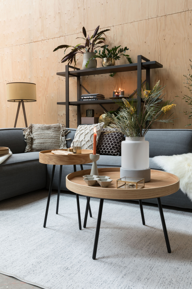 Stolik boczny 'Tray' - Dąb