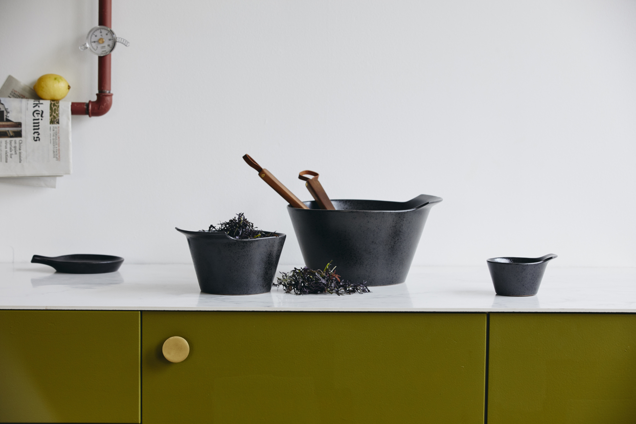 Miska 'TORC' L - Czarna