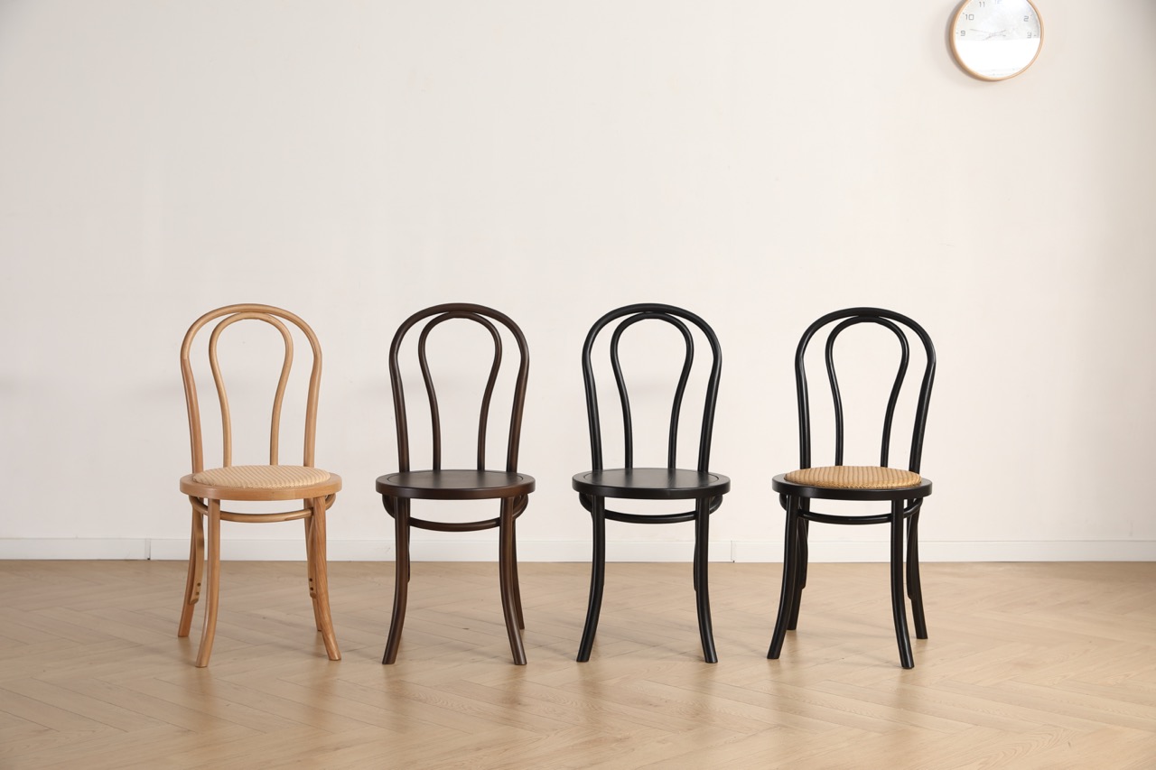 Krzesło 'Bistro' - Drewno/Czarny