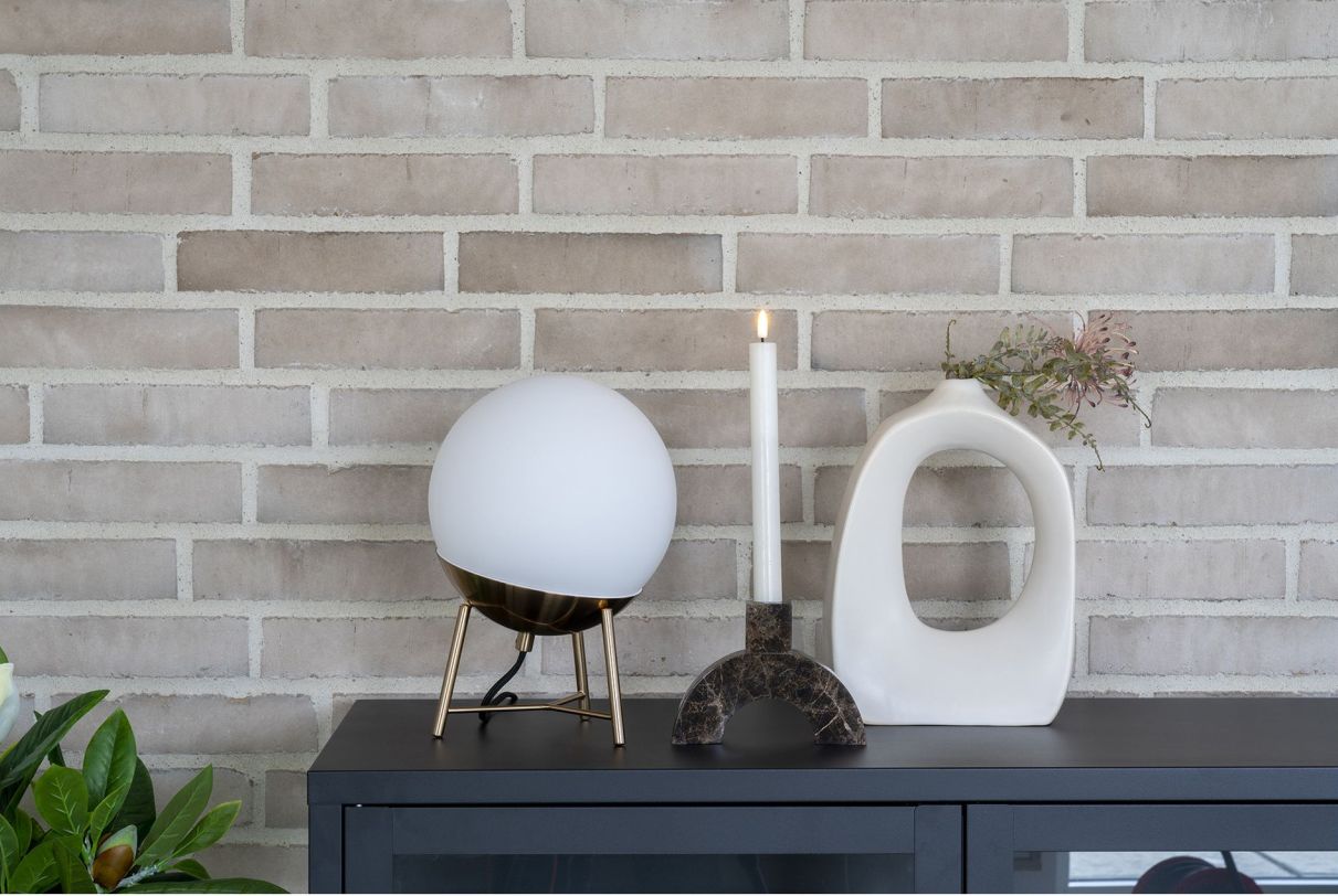 Lampa stołowa 'Toreby' - Mosiądz