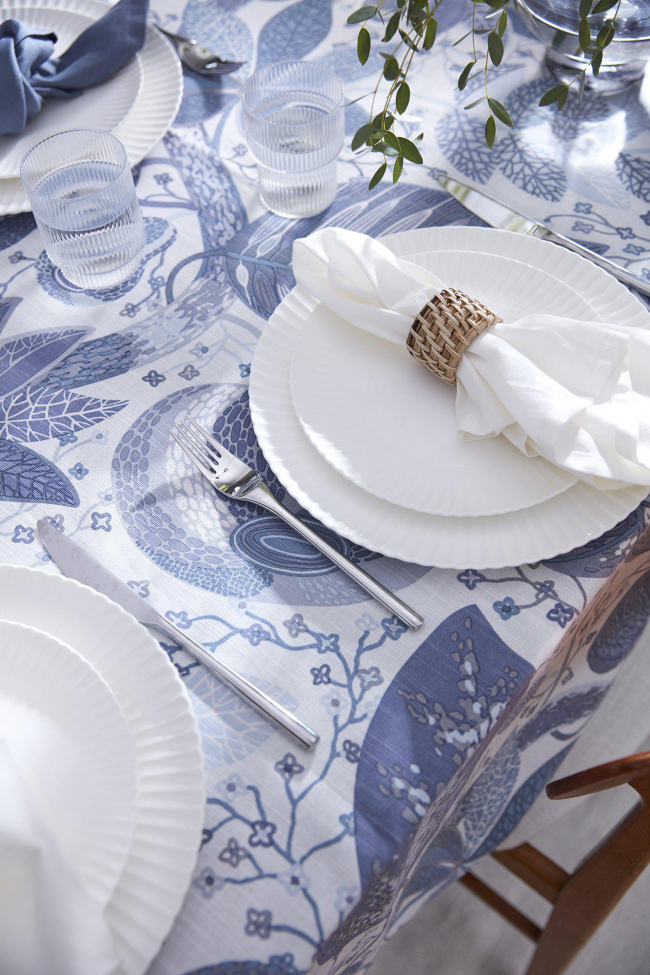 Obrus 'A&E' 140x350 - Niebieski