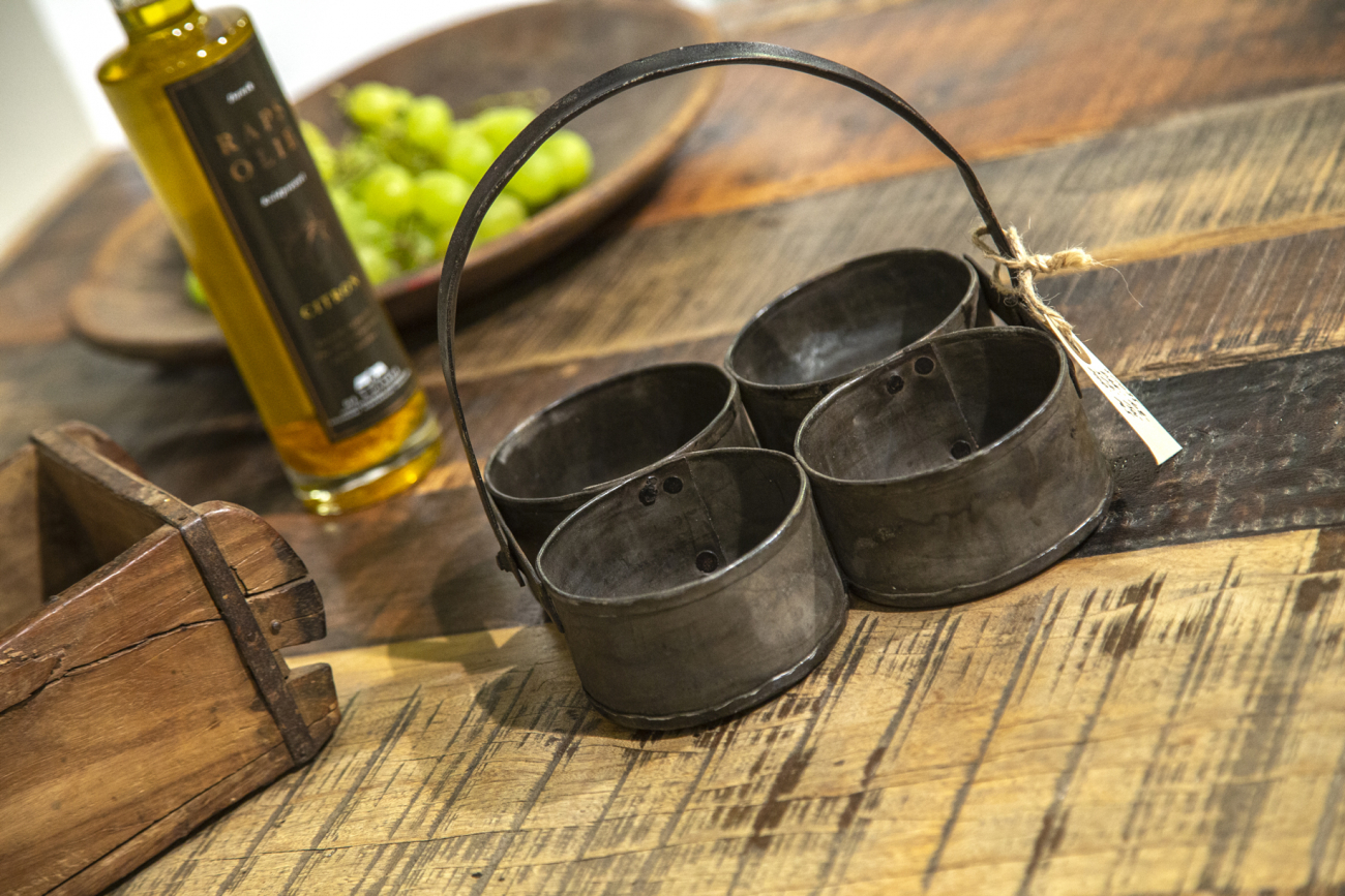 Kosz 'Iron cups' - Żelazo