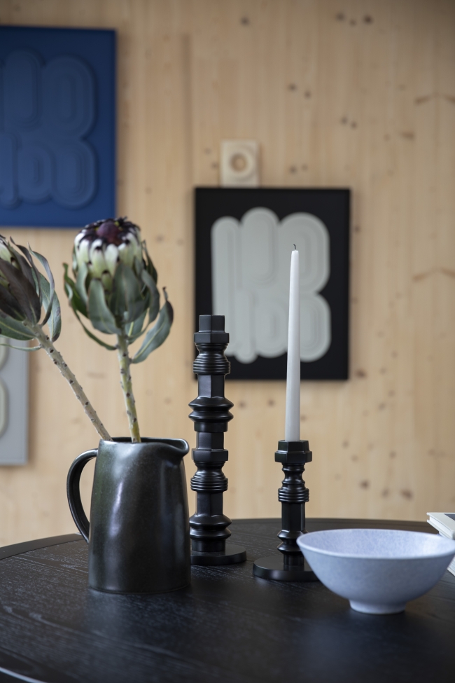 Świecznik 'Totem' - Czarny