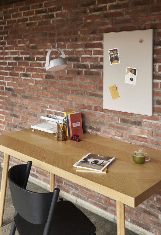 Stół kuchenny 'Herringbone' - Natura