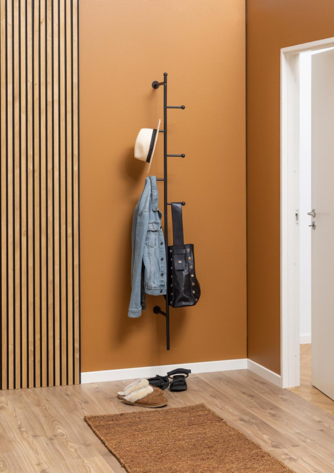 Wieszak na ubrania 'Ljusdal' 24cm - Czarny