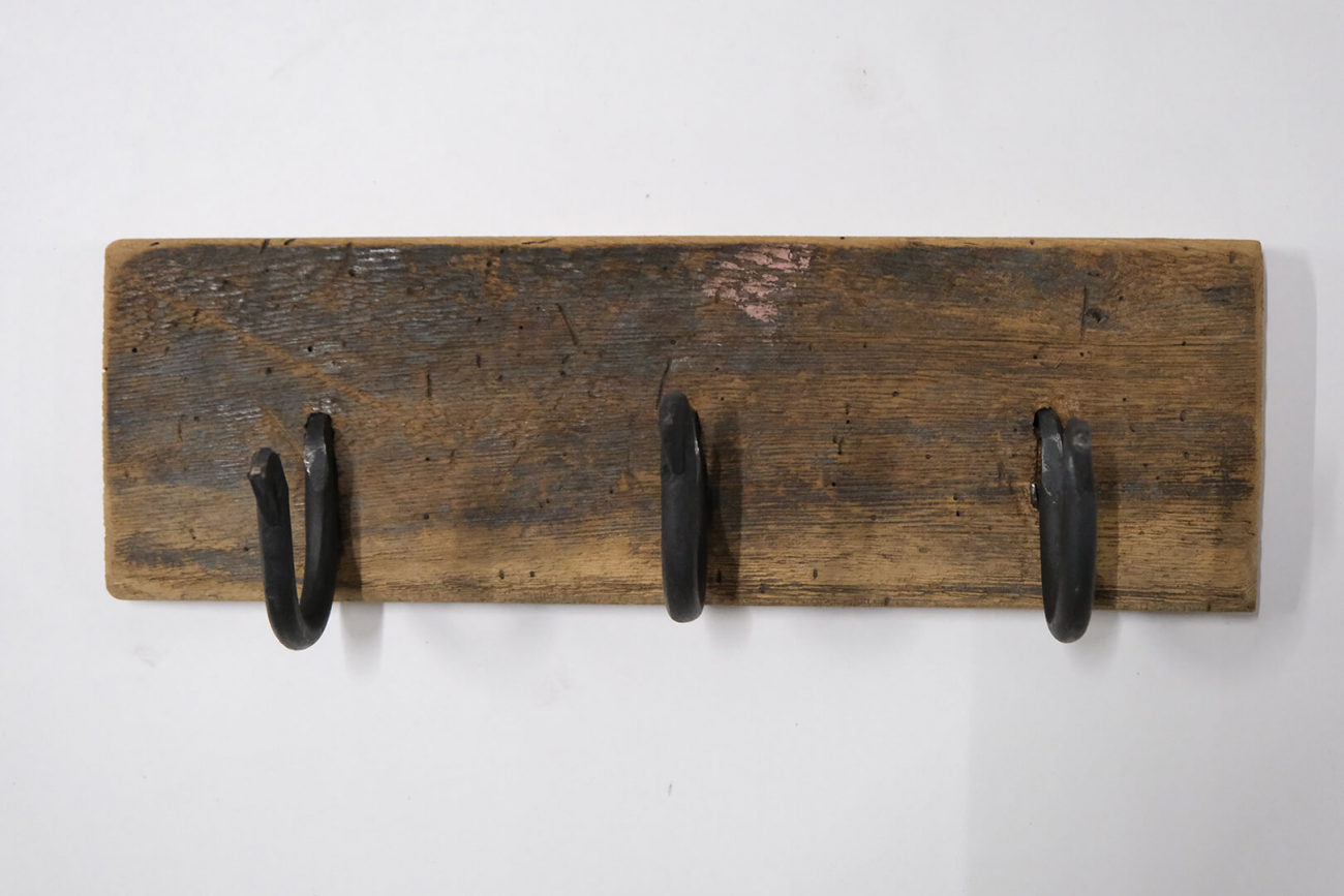 Wieszak 'Pjerrot Coat' - Potrójny