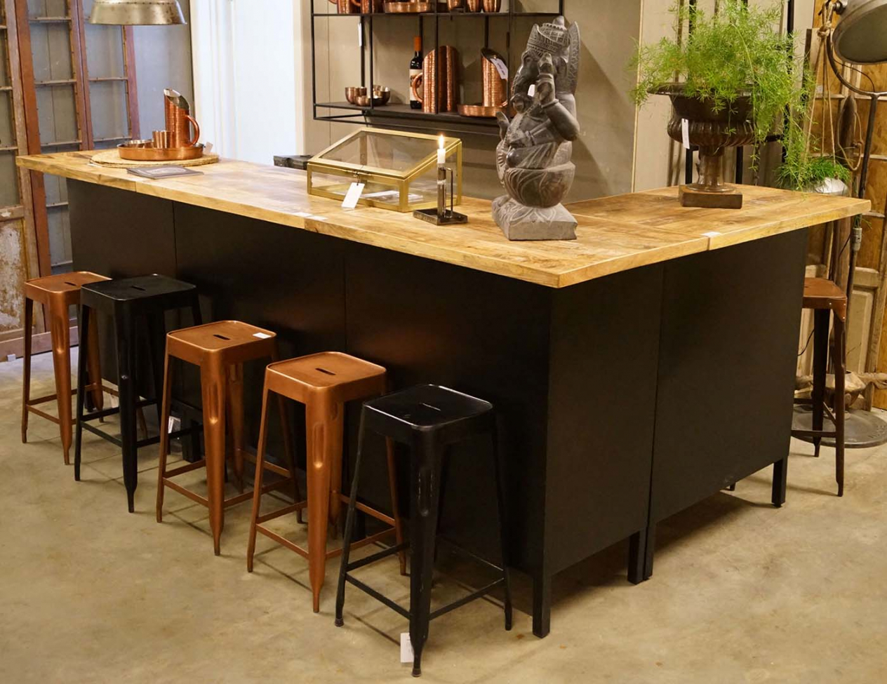 Lada barowa 'Zanzibar' - Prawa