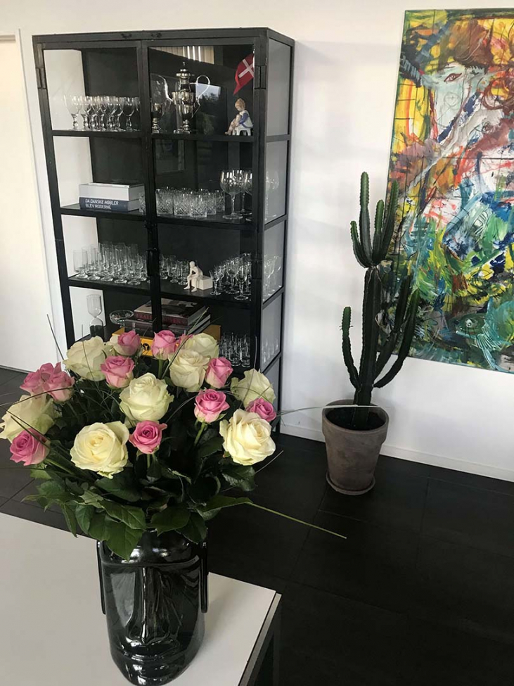 Witryna 'Magnum' - Czarny