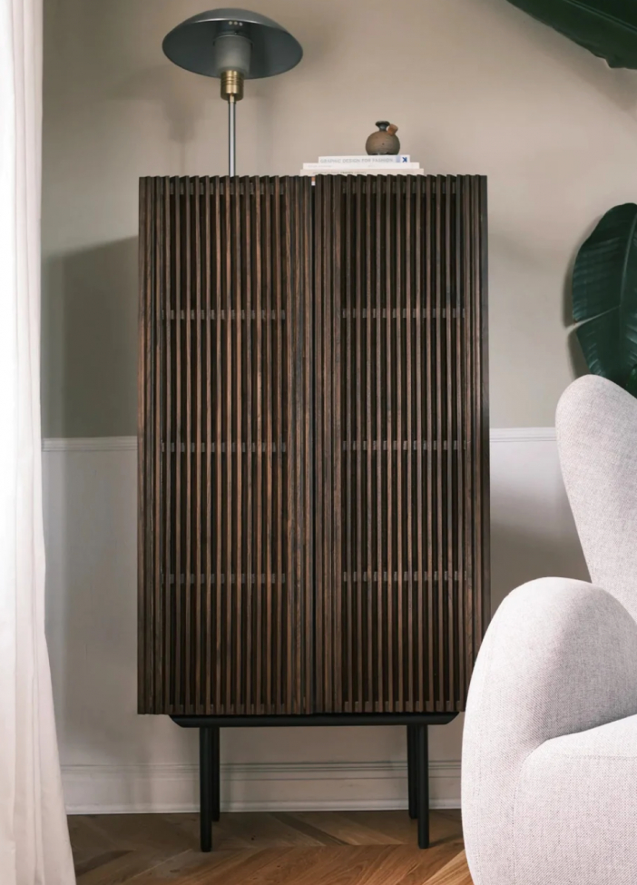 Wysoki stolik 'Louvre' - Orzech