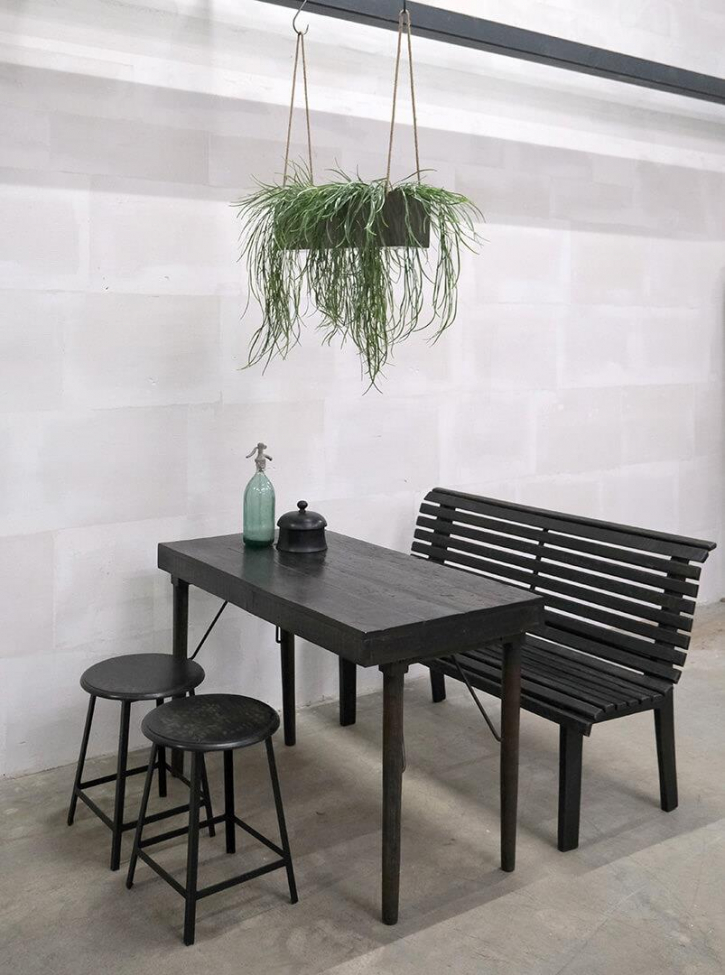 Ławka z listwami Vintage - Czarna