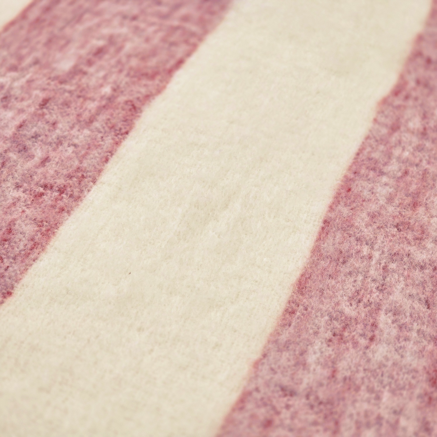 Krata 'Beatriz Stripe' 130x170cm - Czerwono-biała