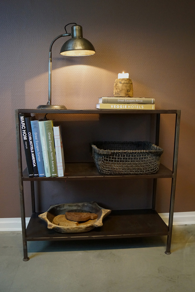 Stolik boczny/Półka 'Industri' - Żelazo