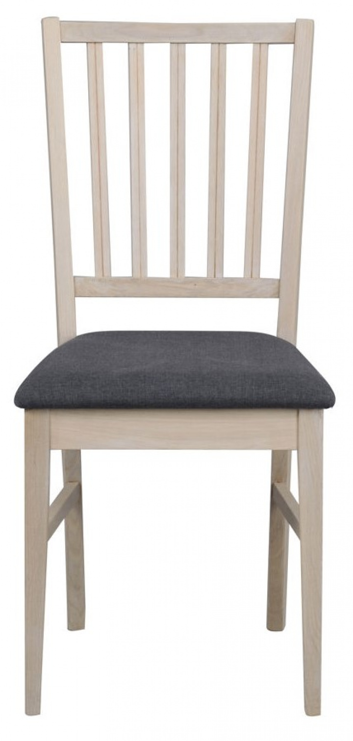 Krzesło \'Filippa\' - Białopigmentowany/Szary w grupie Meble / Meble do siedzenia / Krzesła w Reforma (113782)