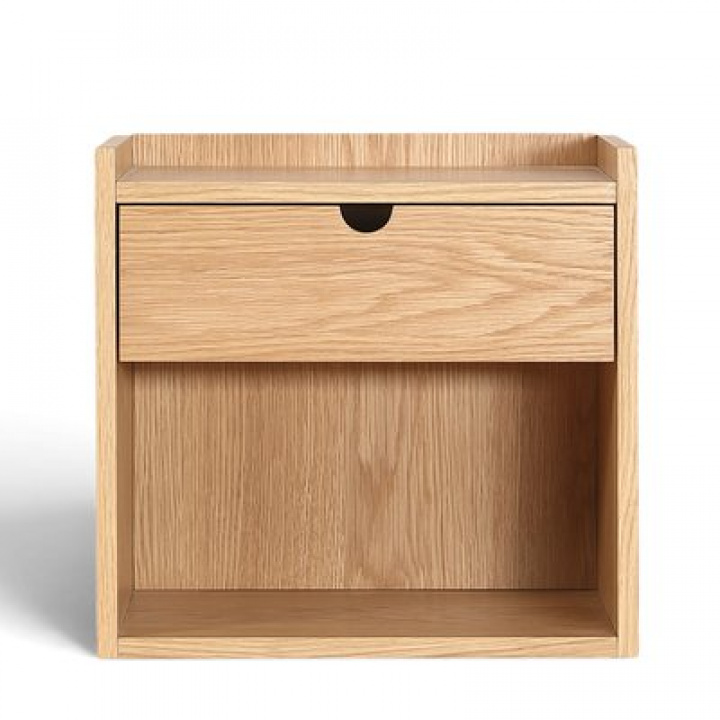 Stolik nocny \'Mellby\'– Dąb w grupie Meble / Stoły / Stoliki nocne w Reforma (1199-natural)