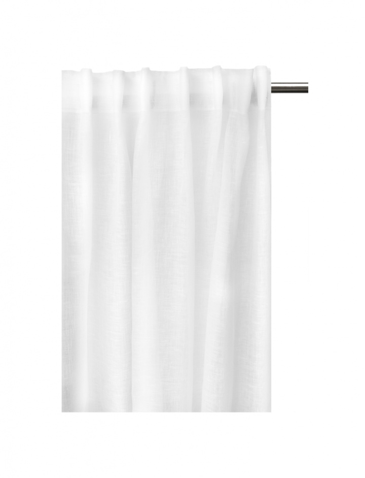 Firanka z taśmą marszczącą \'Dalsland\' 145x250 - Biała w grupie Wystrój / Tekstylia / Firany w Reforma (L22024-00409-1203)